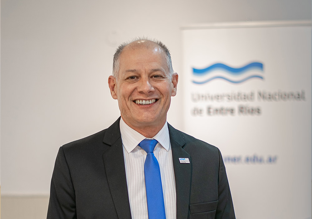 Andrés Sabella